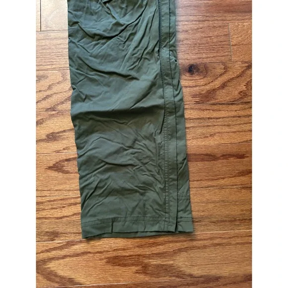 REI Forest Green Convertible Hiking Pants Size 8 - Picture 3 of 14